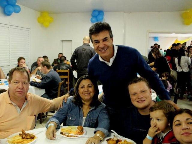 1deg_de_maio_-_sanepar_-_assesa_e_aesc_2014_autoridades__177.jpg