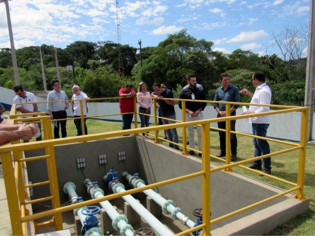 200213_-_apucarana_-_visita_obras_prefeito_e_secretarios_2.jpg