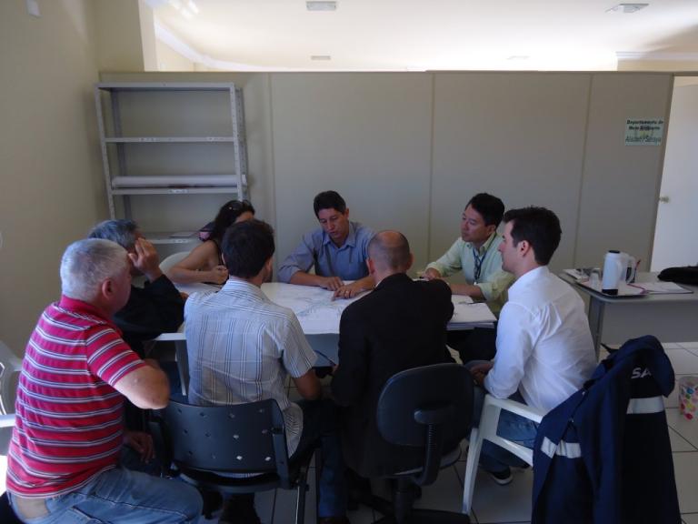 2013.05.07_-_ursp_-_visita_prefeitura-obras_carina_11.jpg