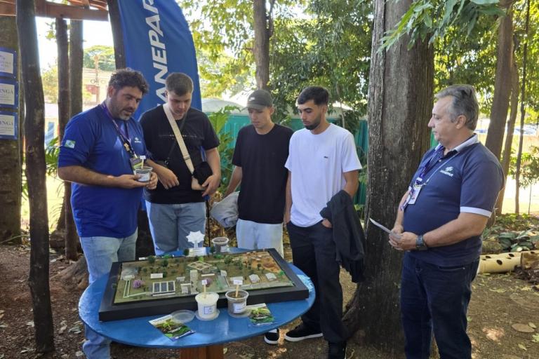 20250515_expoinga_-_lodo_de_esgoto_-_jovens_agricultores_1.jpg