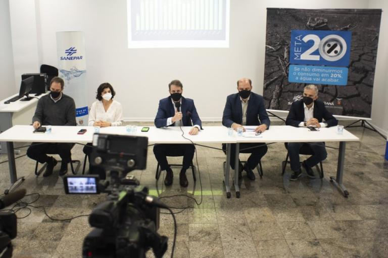 211111_coletiva_sanepar.jpg