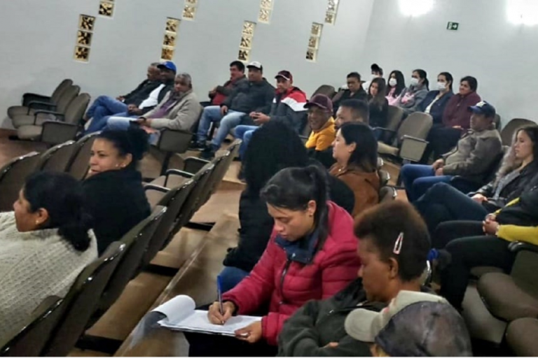 220516_palmas_-_reuniao_sanepar_e_quilombolas_1.png
