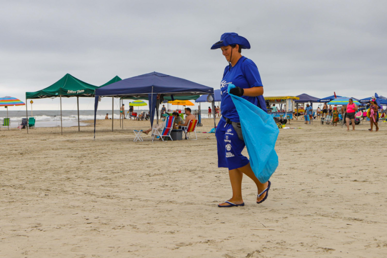 230131_litoral_limpeza_praia_6.png