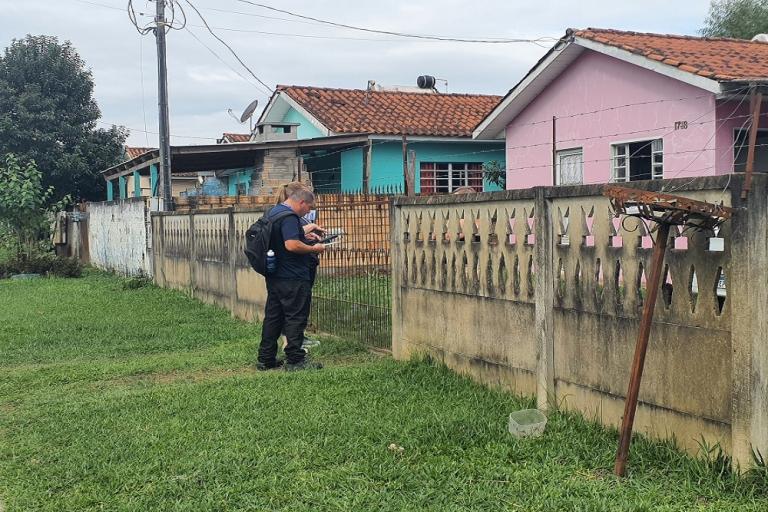 240425_uniao_da_vitoria_-_sanepar_orienta_moradores__2.jpg