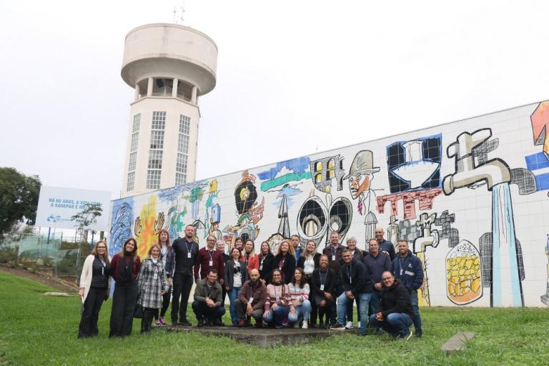 240516_mat_voluntarios_entrega_doacoes_defesa_civil06.jpg