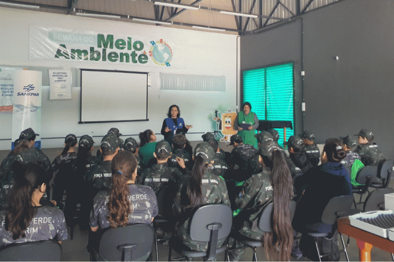 240605_mat_dia_mundial_meio_ambiente_monit_rios_ponta_grossa02b.gif