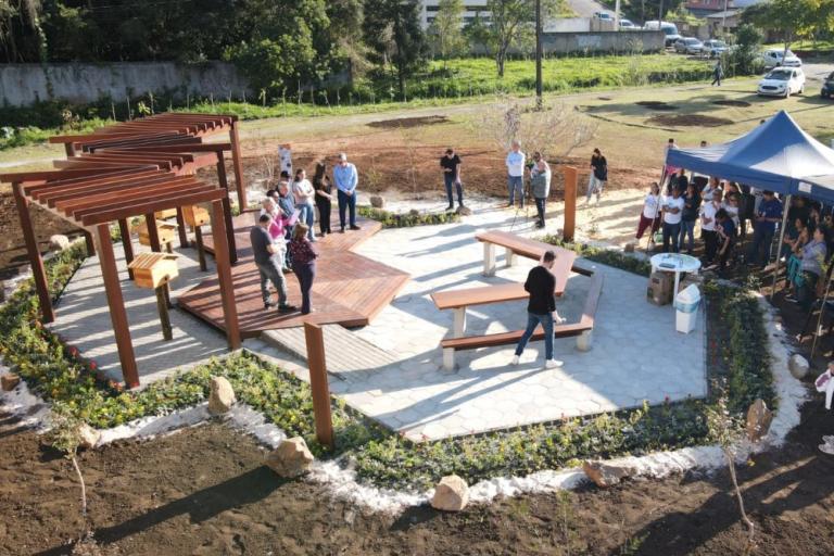 240707_mat_gesa_pts_campo_magro04_inauguracao_jardim.jpg