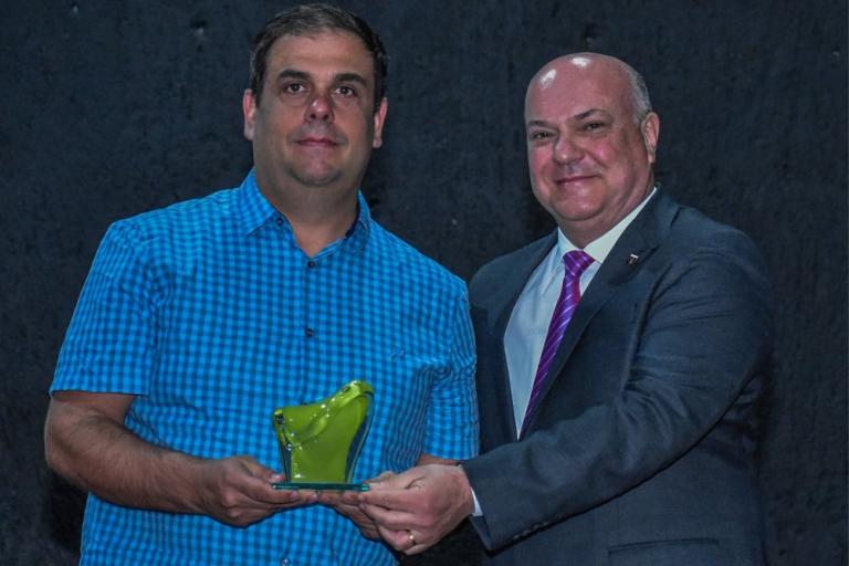 240902_mat_sanepar_litoral_premio_expressao_projeto_limpeza_areias03.jpg