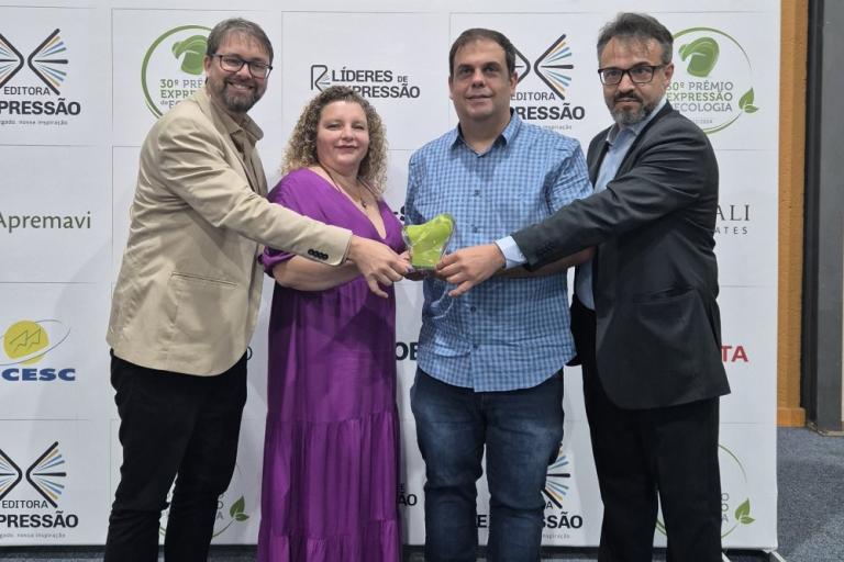 240902_mat_sanepar_litoral_premio_expressao_projeto_limpeza_areias04.jpg