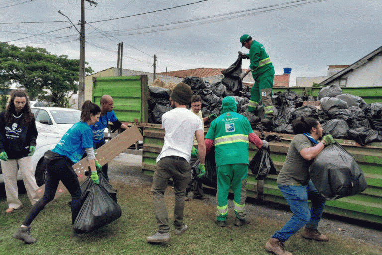 240923_sanepar_sesc_dia_mundial_limpeza_rios_e_mares03b_thays_poletto.gif