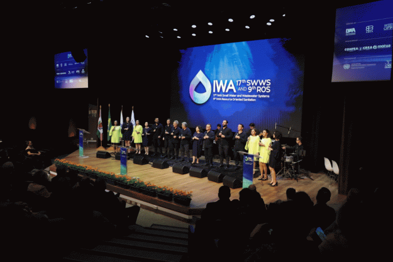 241110_iwa_conference_coral_sanepar_abertura.gif