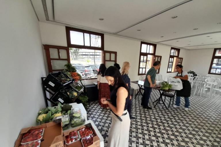 241126_-_feira_de_produtos_5.jpg
