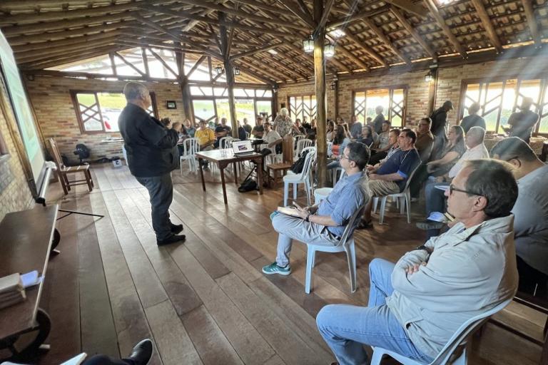 250113_reuniao_moradores_barragem_miringuava_5.jpg