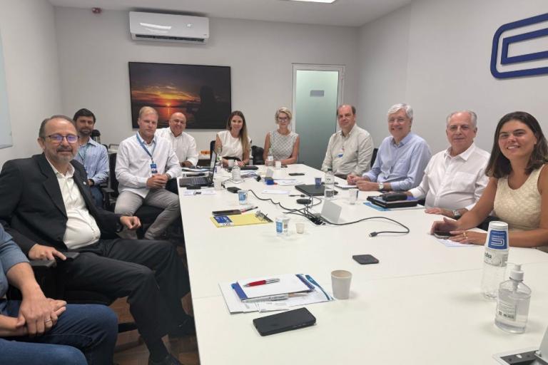 250220e21_-_sanepar_reuniao_em_poa_funasa_abes_e_cias_de_saneamento_10.jpg