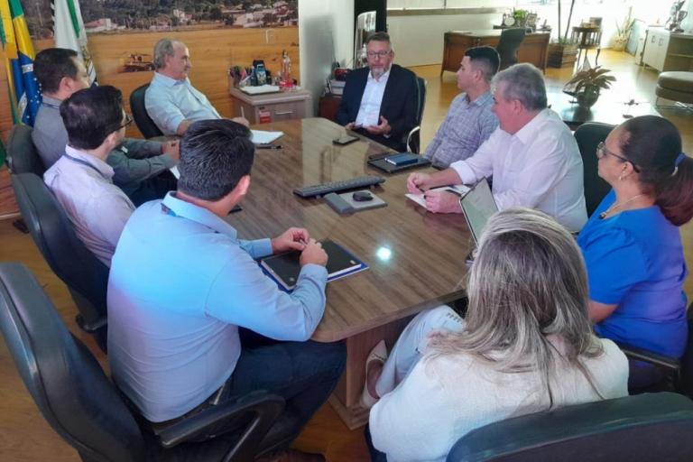 250509_-_reuniao_sanepar_e_prefeitura_-_dacmk_4.jpeg