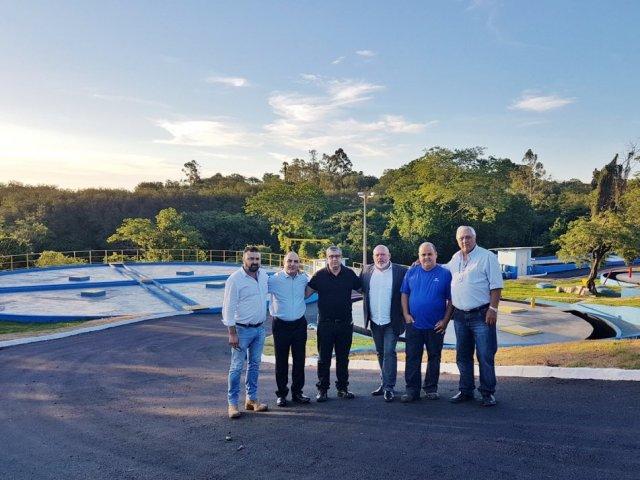2_-_171106_-_presidente_visita_obra_e_abre_rodeio_-_joaquim_tavora.jpg