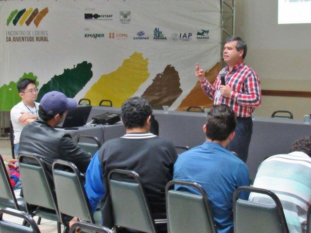 2_-_2016.05.19_-_c_proc__-_encontro_lidres_rurais_-_romoao_31_roboao.jpg
