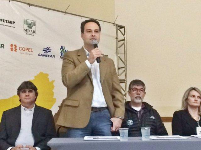 3__2016.05.18_-_c_proc__-_encontro_lidres_rurais_-_leonel.jpg