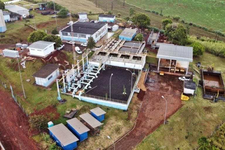 3_apucarana_-_obra_ampliacao_saa_-eta_melhorias_eletricas_-_cabine.jpg