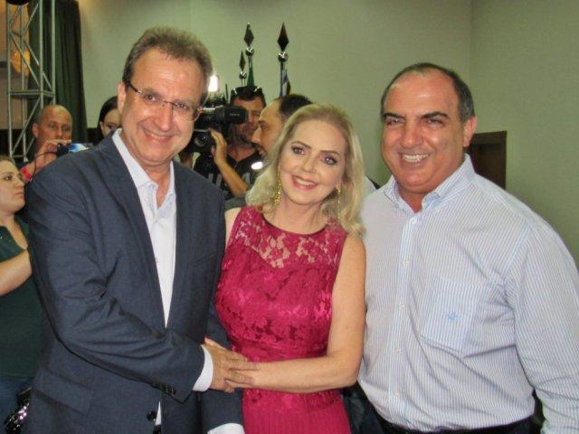 4_-_170118_-_cornelio_procopio_-_posse_amunop_e_aterro.jpg