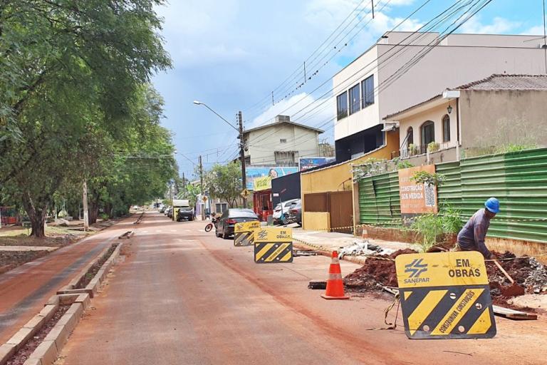 5a_-_20230223_-_londrina_-_obras_-_esgoto_na_joaquim.jpg