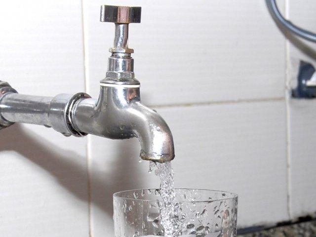 agua_torneira.jpg