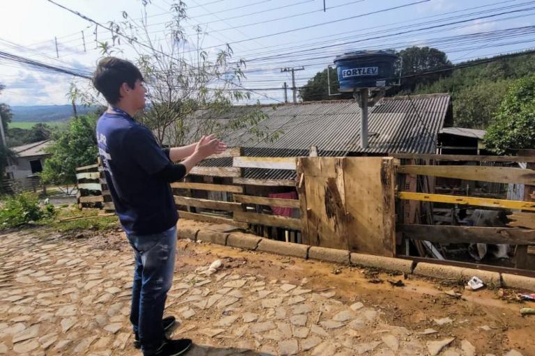 ampliacao_da_rede_de_esgoto_atendera_230_familias_em_pirai_do_sul_3.jpg