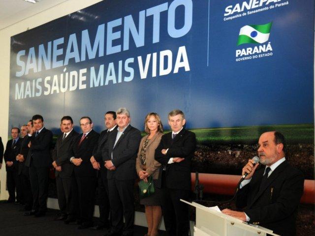assin_contratos_bnds_cef_ike_030712_10.jpg