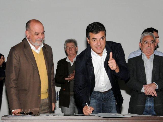 assin_os_campo_largo_ike_046_abre.jpg