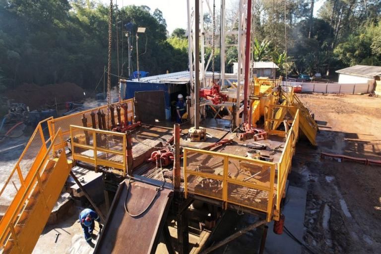 dois_vizinhos_-_obras_poco_guarani_14.jpg