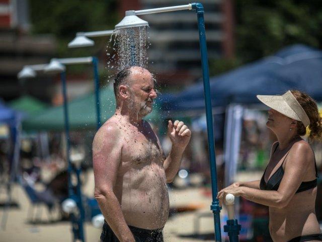 ecoducha_matinhos_praia_mansa9_-_vilson_e_thais.jpg
