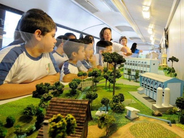 foto_2_-_ecoexpresso_sanepar_do_rio_ao_rio__ike.jpg