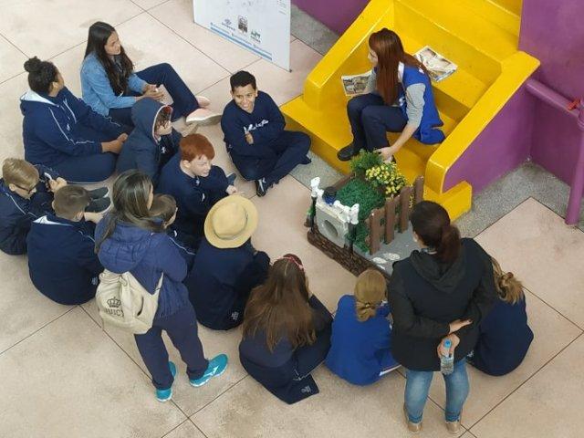 foto_4_atividade_ludica_desenvolvida_no_museu.jpg