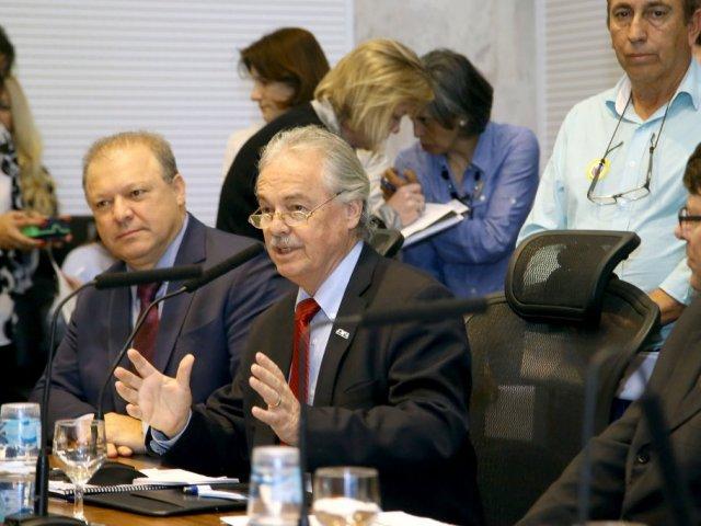jaja8044_copy.jpg