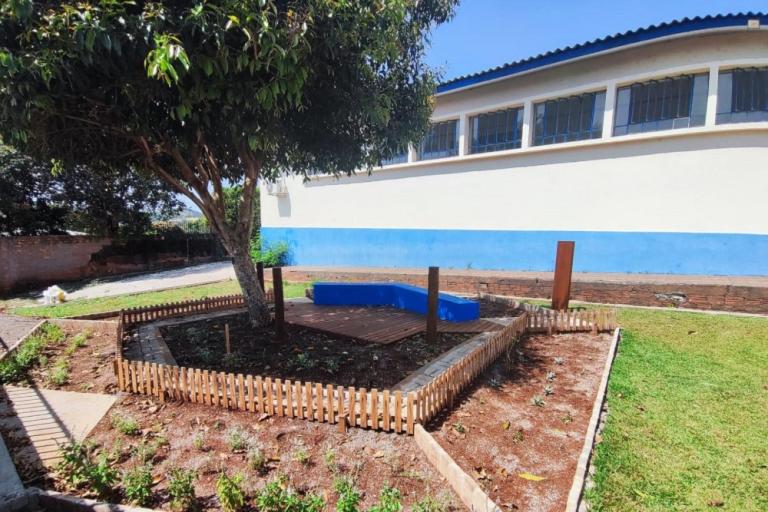 jardim_agua_e_mel_pato_branco_1.jpg