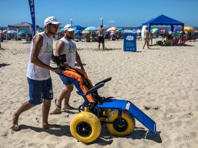 matinhos_praia_mansa_cadeiras_anfibias-2.jpg