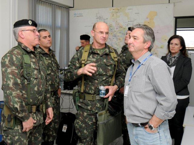 vistoria_exercito_copa_2014_ike_039.jpg