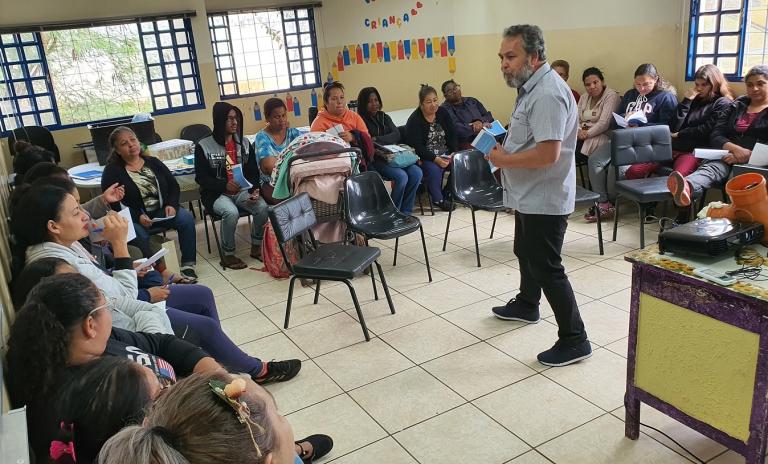 Oficina de sabão da Sanepar gera renda e protege o meio ambiente