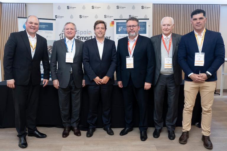 Representantes da Sanepar e de empresas europeias