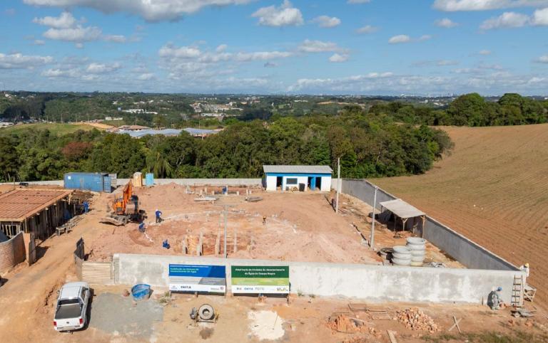 imagem da obra de ampliação do sistema de abastecimento da cidade campo magro 