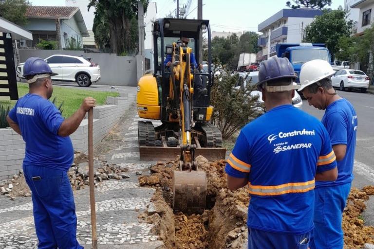 Há vários meses a Sanepar vem realizando melhorias na rede de abastecimento de Prudentópolis