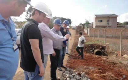 130924_-_guarapuava_prefeito_visita_obras_1.jpg