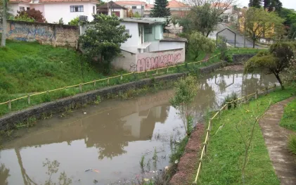 131004_projeto_monitora_qualidade_da_agua_do_arroio_da_madureira_3.jpg