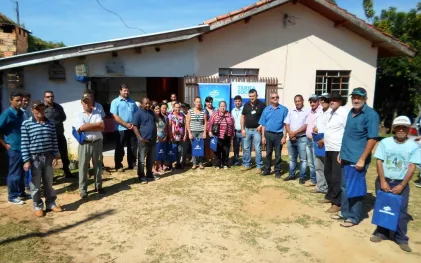 150422_-_ventania_-_vila_rural_recebe_abastecimento__1.jpg