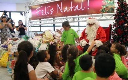 181214_curitiba_papai_noel_dos_correios_1.jpg