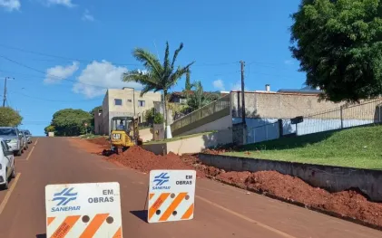 2023-08-16_obra_sanepar_centro_manoel_ribas.jpg