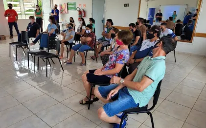211215_-_guaraniacu_-_entrega_lousa_digital_18.jpg