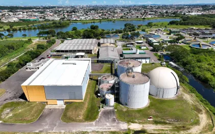 Imagem área mostra a ETE Belém, usina de tratamento de esgoto em São José dos Pinhais