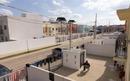 Sanepar realiza as obras de distribuição de água tratada, coleta e tratamento de esgoto no projeto socioambiental Bairro Novo da Caximba