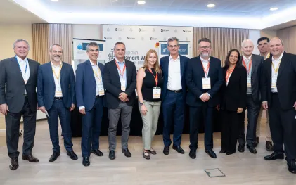 Representantes da Sanepar e das empresas Poseidon e Scubic